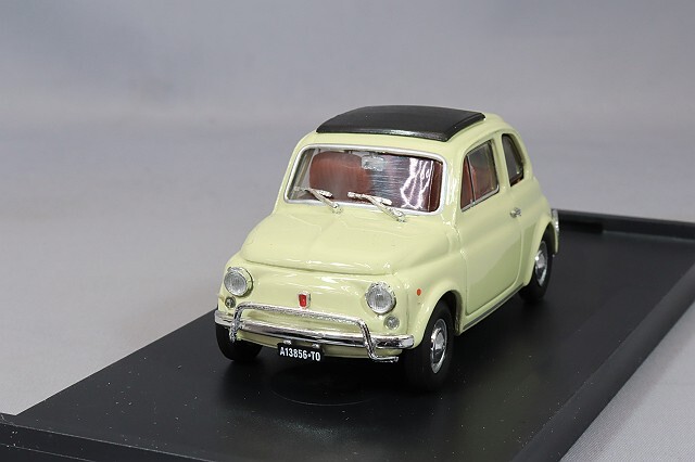 ブルム 1/43 フィアット 500L 1968-1972 クローズ アンティーク