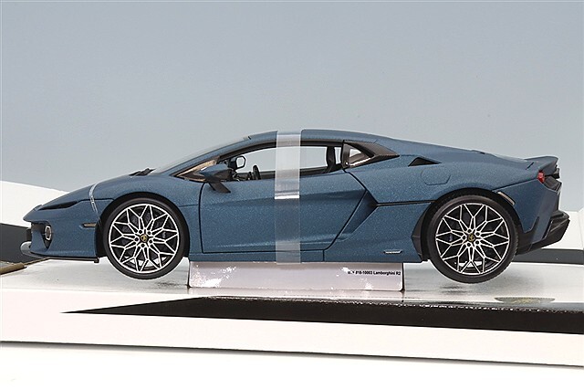 ランボルギーニ　LAMBORGHINI　1/18 ブラゴ 1/18 ランボルギーニ テメラリオ ブルー