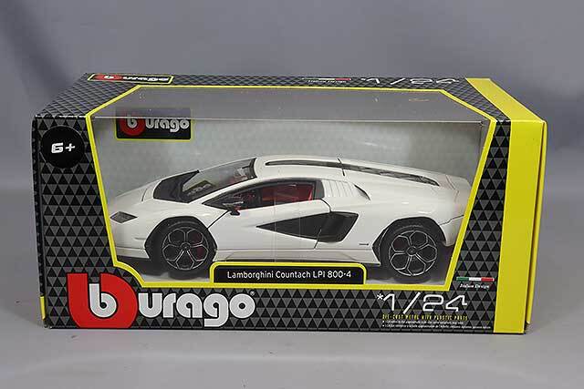 ランボルギーニ カウンタック 1/24 2台セット ブラゴ 1/24 ランボルギーニ カウンタック LPI800-4 ホワイト