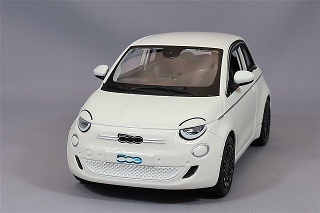 1/16  フィアット 500 1/18 フィアット ヌオーバ 黄色 イエロー Fiat Nuova 500 yellow