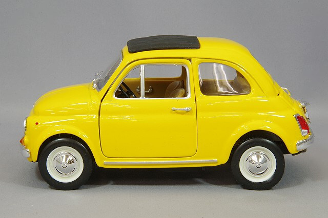 ブラゴ 1/21 フィアット 500F 1965 イエロー ,再入荷,