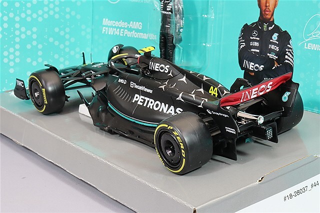 稀少品✨メルセデス AMG ペトロナス W03 #7 シューマッハ 稀少品✨メルセデス AMG ペトロナス W03 #7 シューマッハ - メルカリ