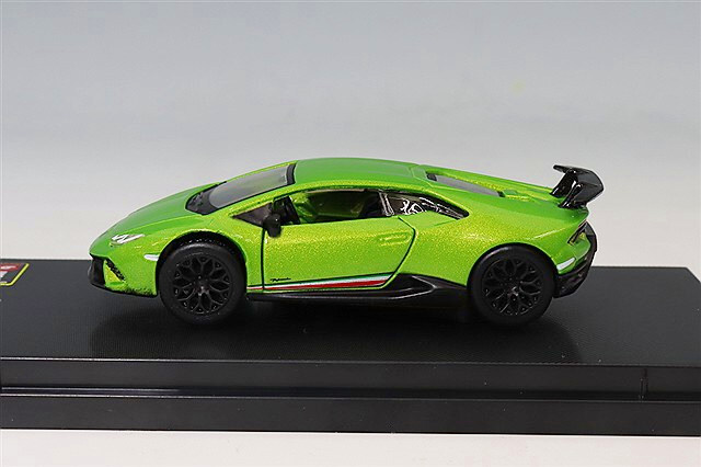 ブラゴ 1/64 ランボルギーニ ウラカン ペルフォルマンテ グリーン