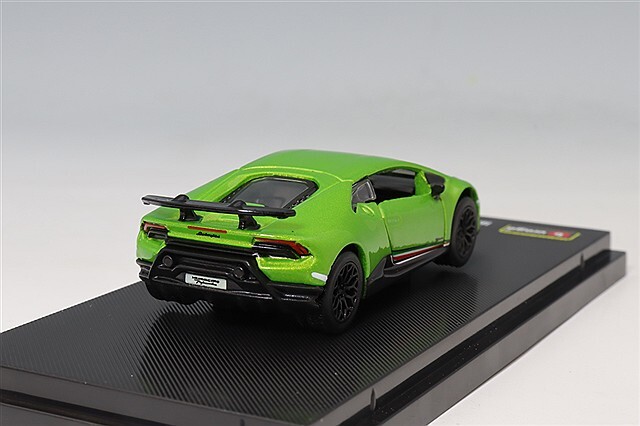 ブラゴ 1/64 ランボルギーニ ウラカン ペルフォルマンテ グリーン