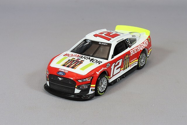 ライオネルレーシング 1/64 フォード マスタング 