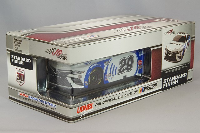 ミニカー　1/24 クリストファー・ベル #20 デウォルト サリュート・ファーストレスポンダーズ TOYOTA カムリ NASCAR 2021 「フードオープンシリーズ」 [C202123DWACD] クリストファー・ベル` #20 デウォルト サリュート・ファースト