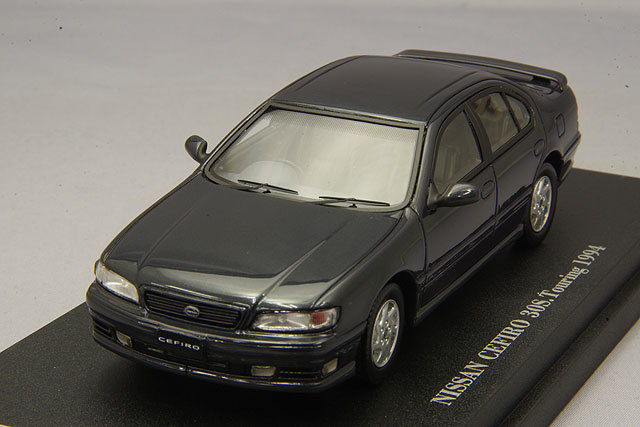 CAM@ 1/43 日産 セフィーロ (A32) 30S ツーリング 1994年型 ダーク
