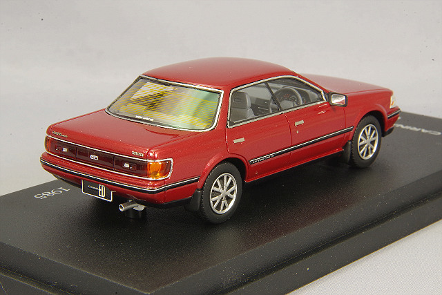 トヨタ カリーナ 1970 初代 A10型 旧車 ダイキャストミニカー 1/43 トヨタ カリーナ 1970 初代 A10型 旧車 ダイキャストミニカー 1