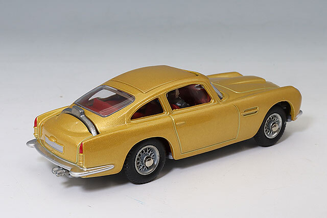 コーギー　007 アストンマーチン#261 ビンテージ コーギー 007 アストンマーチン#261 ビンテージ - メルカリ