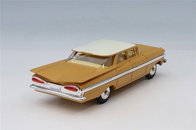 コーギー 1/43 MGB 50周年記念セット 限定 コーギー 1/43 MGB 50周年記念セット 限定 コーギー 1/43 MGB 50周年