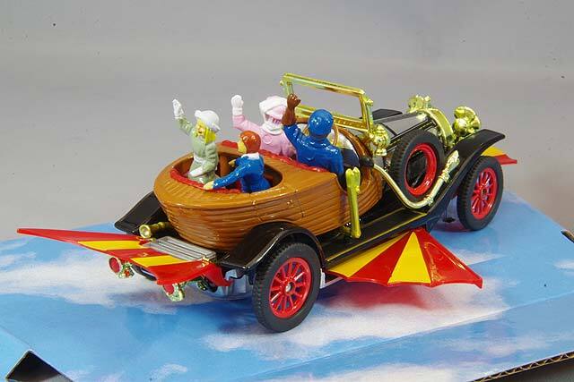 コーギーBeezer Colonel Blink & Tiger セット コーギー 1/45 チキ・チキ・バン・バン ,再入荷,