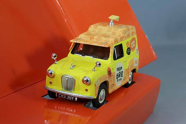 コーギー 1/43 ウォレス&グルミット オースティン A35 バン 