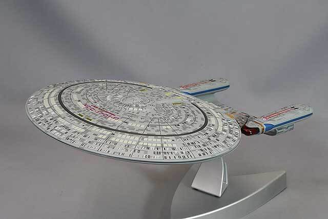 コーギー スタートレック USS エンタープライズ NCC-1701-D (The Next  