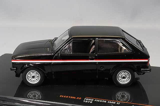 イクソ 1/43 フォード フィエスタ (MK.I) アヴスブラック