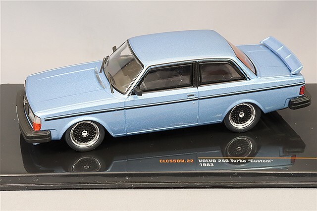 イクソ 1/43 ボルボ 240 ターボ カスタム 1986 メタリックライト
