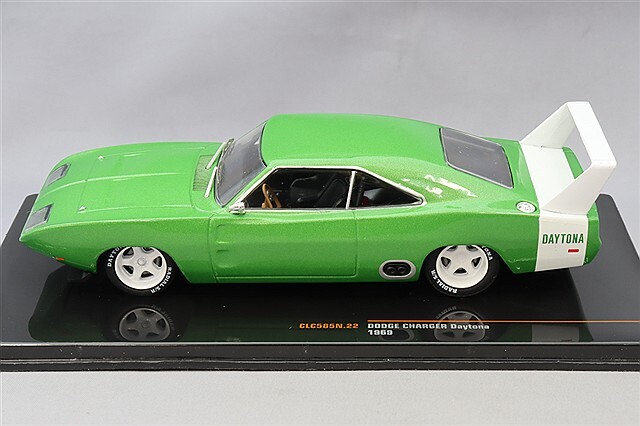 イクソ 1/43 ダッジ チャレンジャー デイトナ 1969