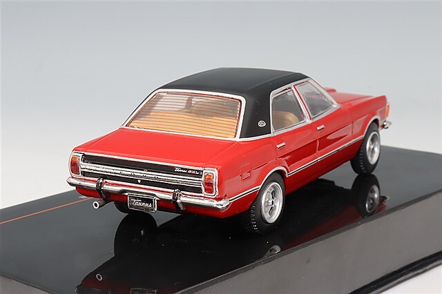 イクソ 1/43 フォード タウヌス GLX 1973 レッド