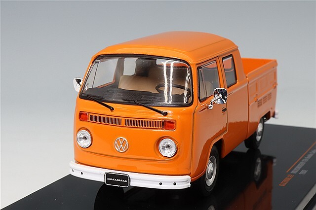 イクソ 1/43 フォルクスワーゲン T2B ダブルキャブ ピックアップ 1982