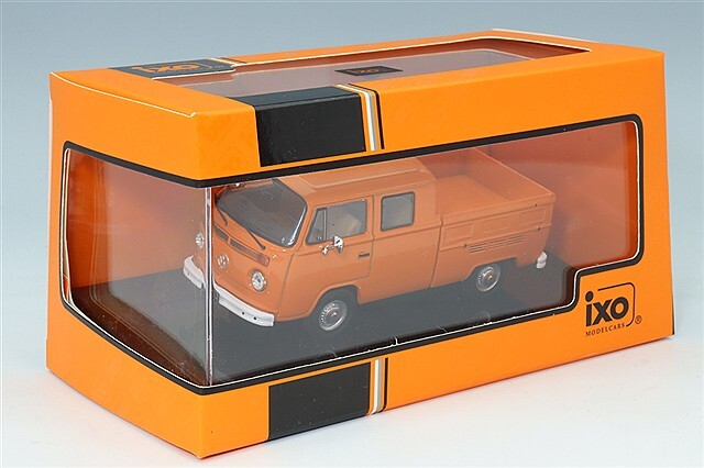 イクソ 1/43 フォルクスワーゲン T2B ダブルキャブ ピックアップ 1982