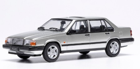 ☆予約品☆ イクソ 1/43 ボルボ 940 ターボ 1990 シルバー