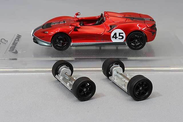 CMモデル 1/64 マクラーレン エルバ #45