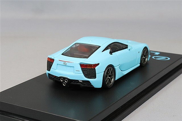 CMモデル 1/64 レクサス LFA ベビーブルー