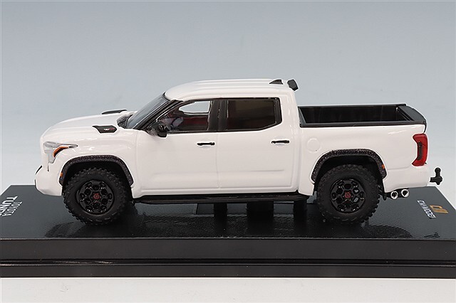 CMモデル 1/64 トヨタ タンドラ ホワイト
