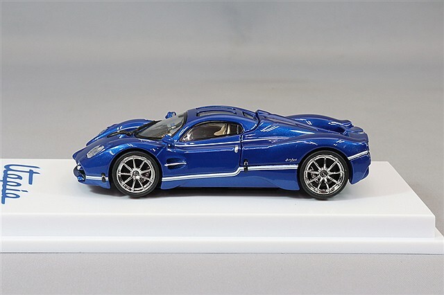 ハピハピ CMモデル 1/64 パガーニ ウトピア メタリックブルー