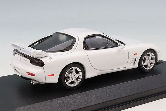 カーネル 1/43 マツダ RX-7 タイプRS (FD3S) 2000 ピュアホワイト