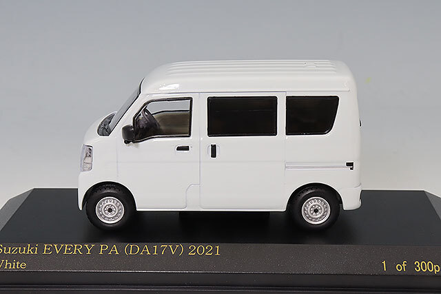 カーネル 1/43 スズキ エブリイ PA (DA17V) 2001 ホワイト