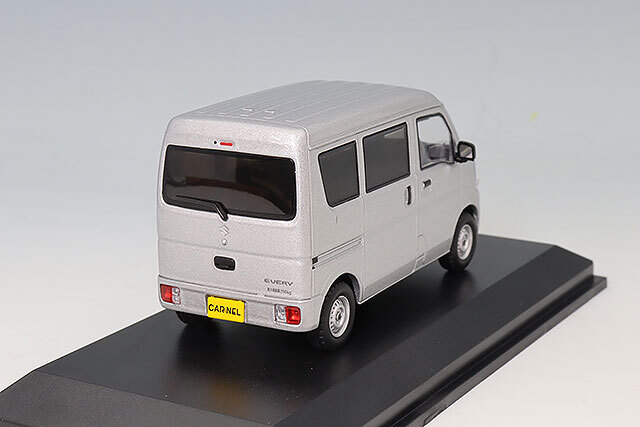 カーネル 1/43 スズキ エブリイ PA (DA17V) 2001 シルキー