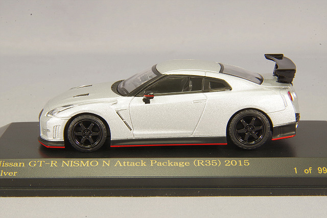 カーネル 1/64 日産 GT-R ニスモ Nアタックパッケージ (R35) 2015 シルバー