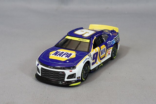 ライオネルレーシング 1/64 シボレー カマロ 