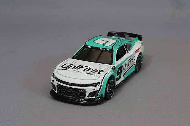 ライオネルレーシング 1/64 シボレー カマロ 