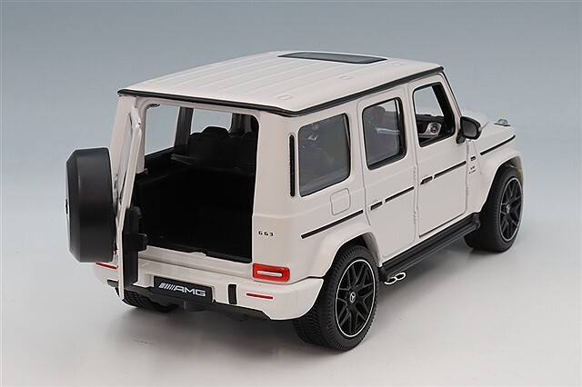童友社 RASTAR 1/24 メルセデス AMG G63 ホワイト