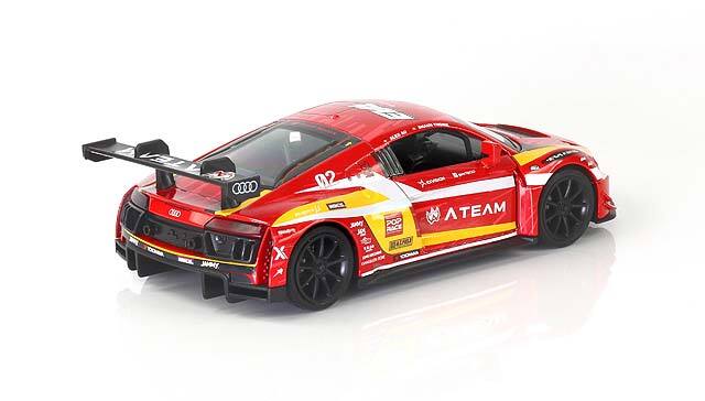 RMZ 1/32 アウディ R8 LMS エヴァ RT 2号機