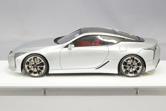 アイドロン 1/43 レクサス LC500 