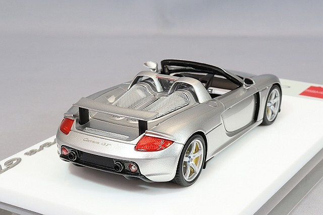 ミニカー　1/43 Porsche Carrera GT 2004(GTシルバー) 「アイドロン・コレクション」 [EM566A] Make Up Co., Ltd. / Porsche Carrera GT 2004