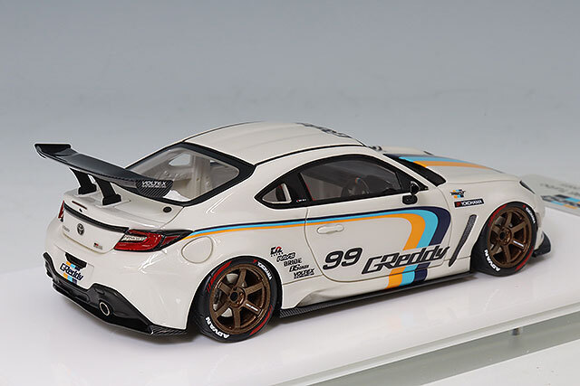 ハイストーリー 1/43 トヨタ GR86 特別仕様車(ホワイト) ハイストーリー 1/43 トヨタ GR86 特別仕様車 RZ 40周年記念限定 2023