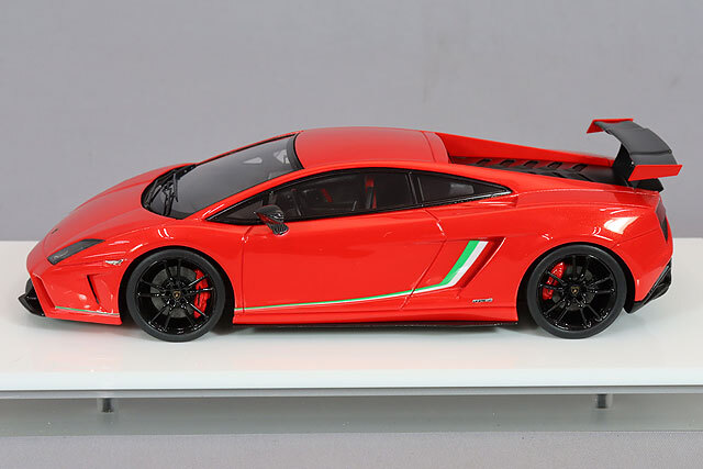 アイドロン 1/43 ランボルギーニ ガヤルド LP570-4 スクアドラコルセ