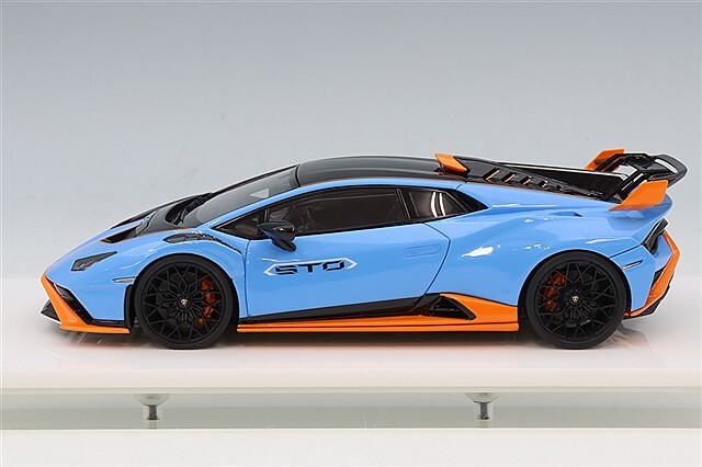 アイドロン 1/43 ランボルギーニ ウラカン LP580-2 2015 アイドロン 1/43 ランボルギーニ ウラカン STO 2021 ブルーラウフェイ