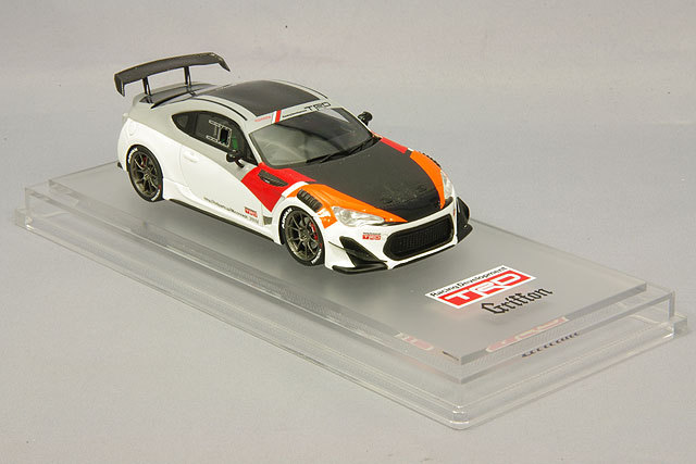 1/43 トヨタ86TRD。 LA-X 1/43 トヨタ 86 TRD カスタマイズコンセプト サテン