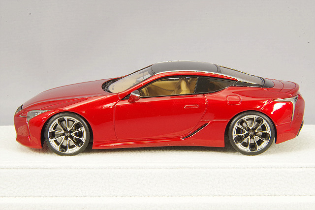 ENIF エクストラ 1/43 レクサス LC500 Sパッケージ 右ハンドル仕様