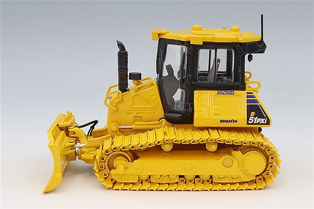 ファーストギア 1/50 コマツ D51PXi-24 ブルドーザ ヒッチ付