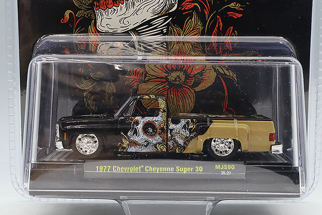 M2マシーン シボレーシャイアン・スーパー30　& GMC シエラ・グランデ15 M2 MACHINES CHASE GMC SIERRA GRANDE 15 SQUAREBODY ORANGE SLICE