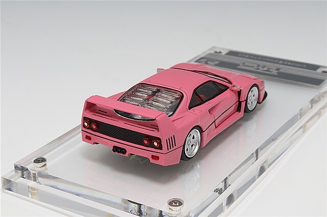 F40 GTE 1995 ピンク　1/64 ミニカー F40 GTE 1995 ピンク 1/64 ミニカー