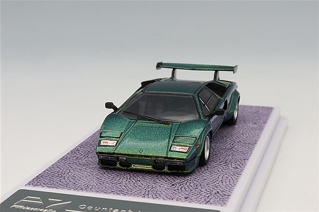 Finclassically 1/64 カウンタック LP5000S カネパグリーン ウィング付