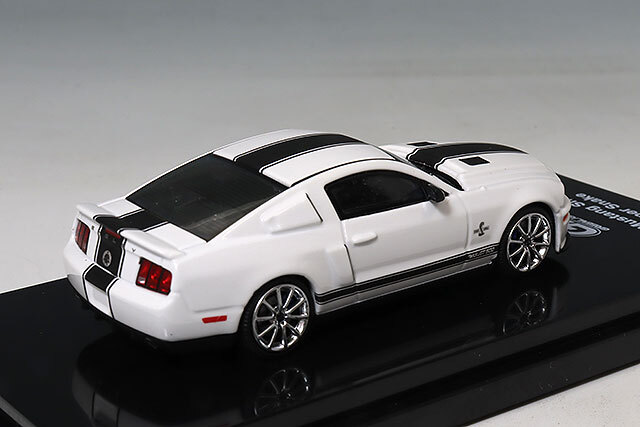 MOTORHELIX x GREEN LIGHT 1/64 フォード マスタング シェルビー GT500