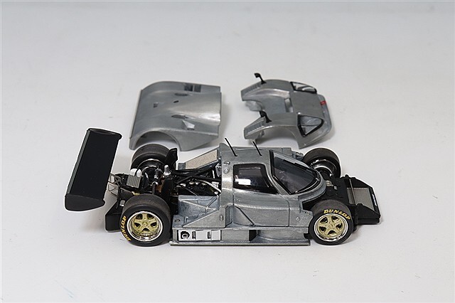 海外並行品 MOTORHELIX 1/64 マツダ 787B RAW イージーキット