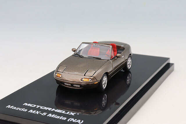 MOTORHELIX 1/64 マツダ MX-5 ミアータ (NA) 左ハンドル メタリック